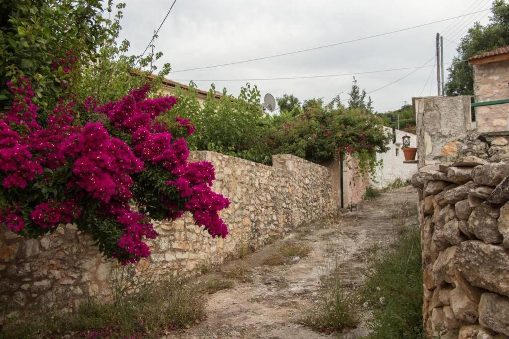 Sergios Village House Hriszí Aktí Haniá Kültér fotó