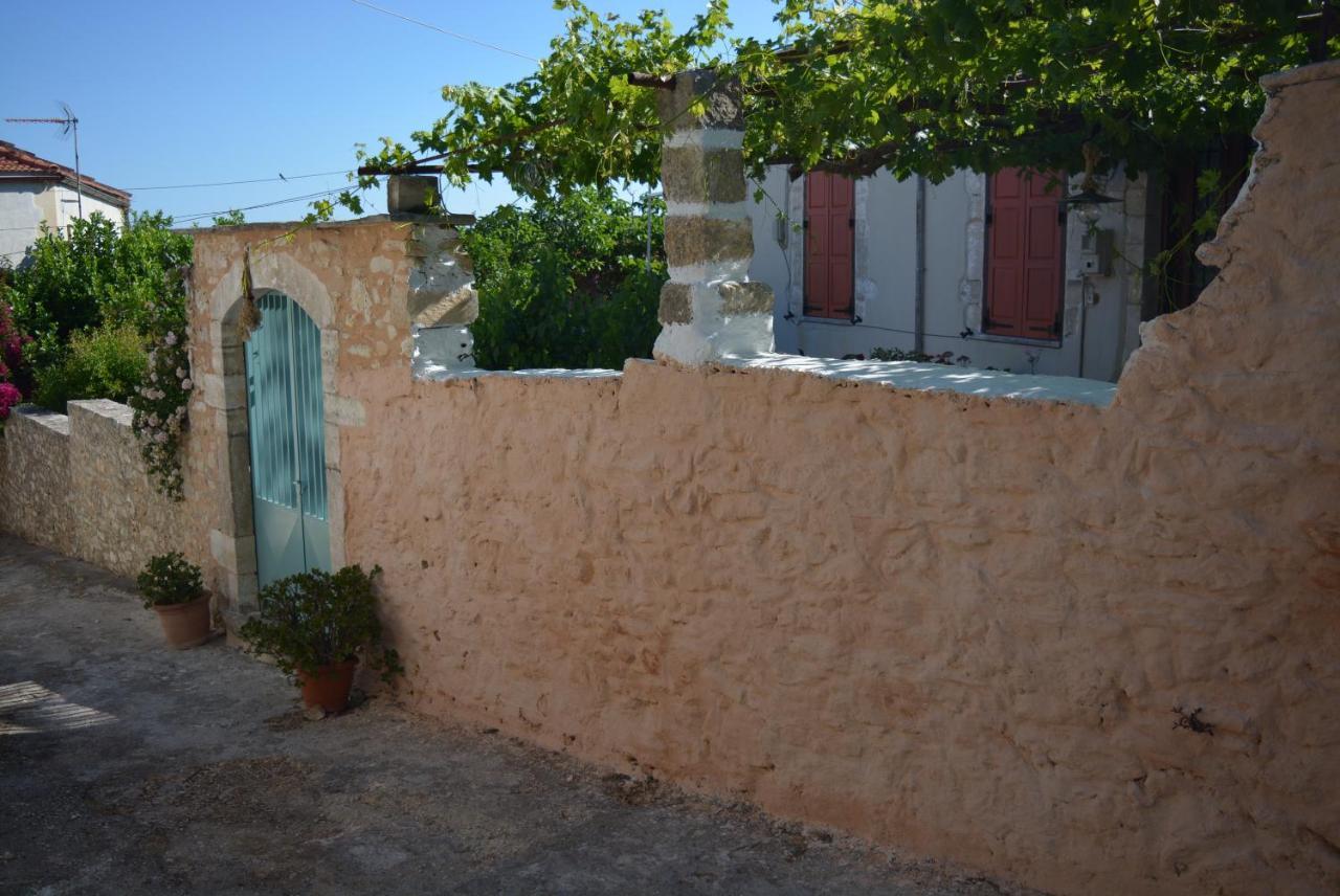 Sergios Village House Hriszí Aktí Haniá Kültér fotó